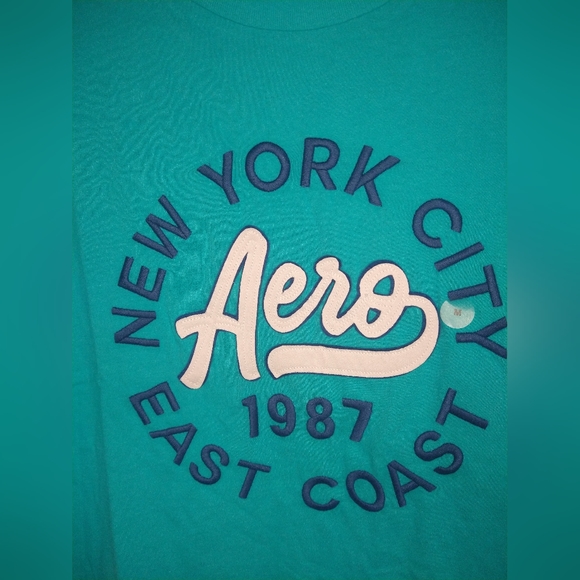 Aeropostale Embroidered Mens Tee Size M NWT - Picture 2 of 5
